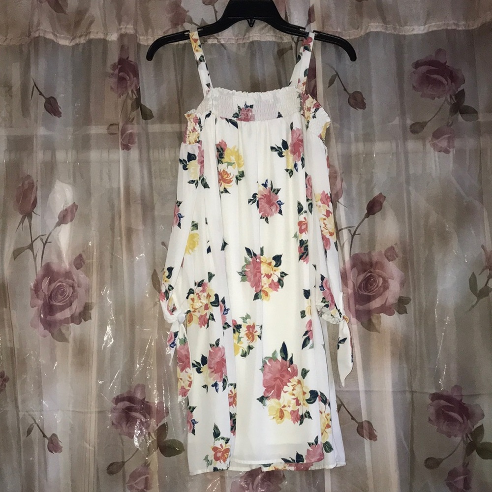 Floral Off‑the‑Shoulder Multi‑Wear Dress – Flowy, Feminine & Versatile